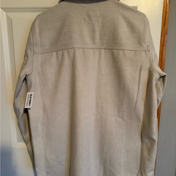 Old Navy Shacket - Picture 3 of 5